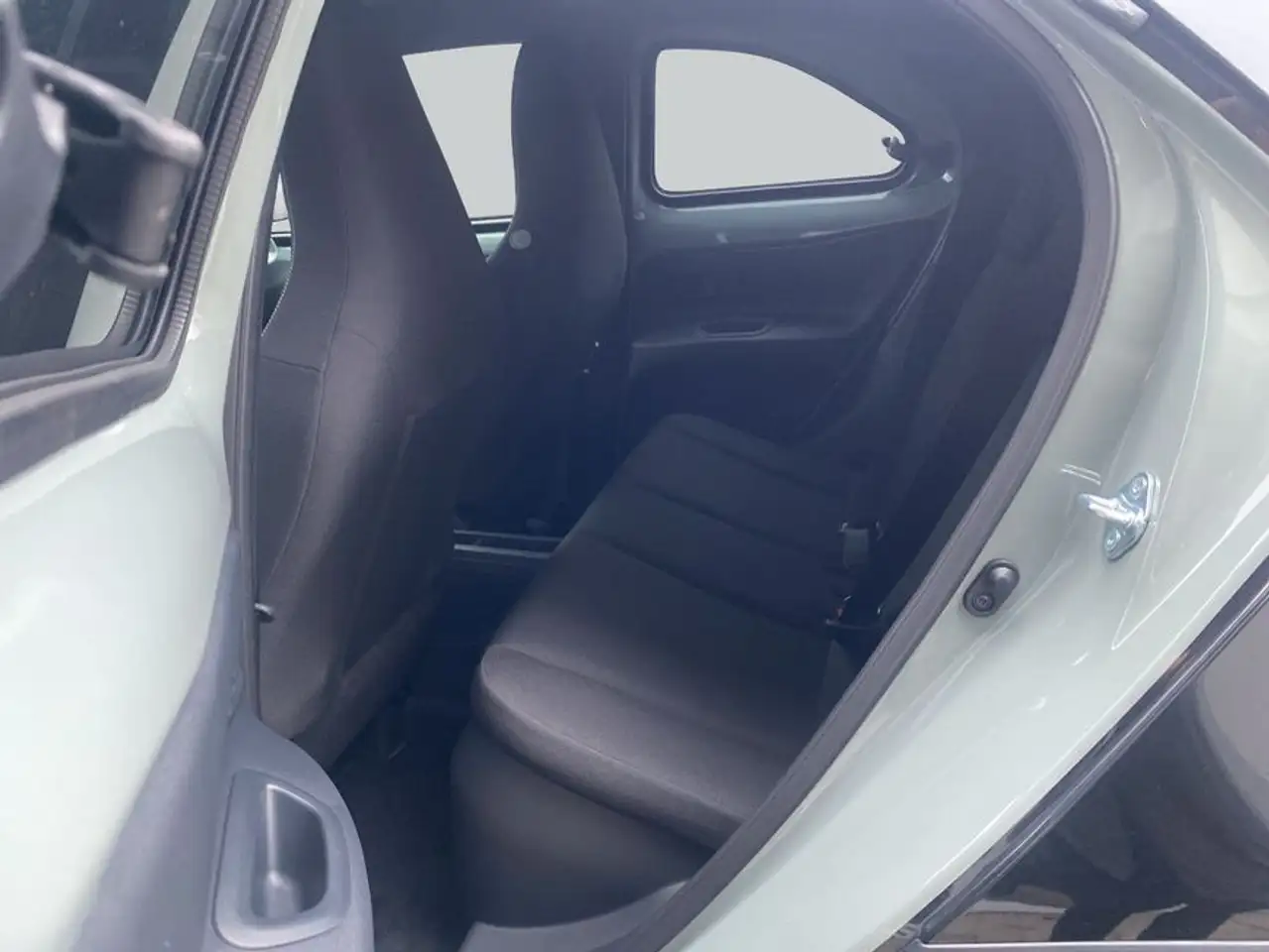 Toyota Aygo X 12