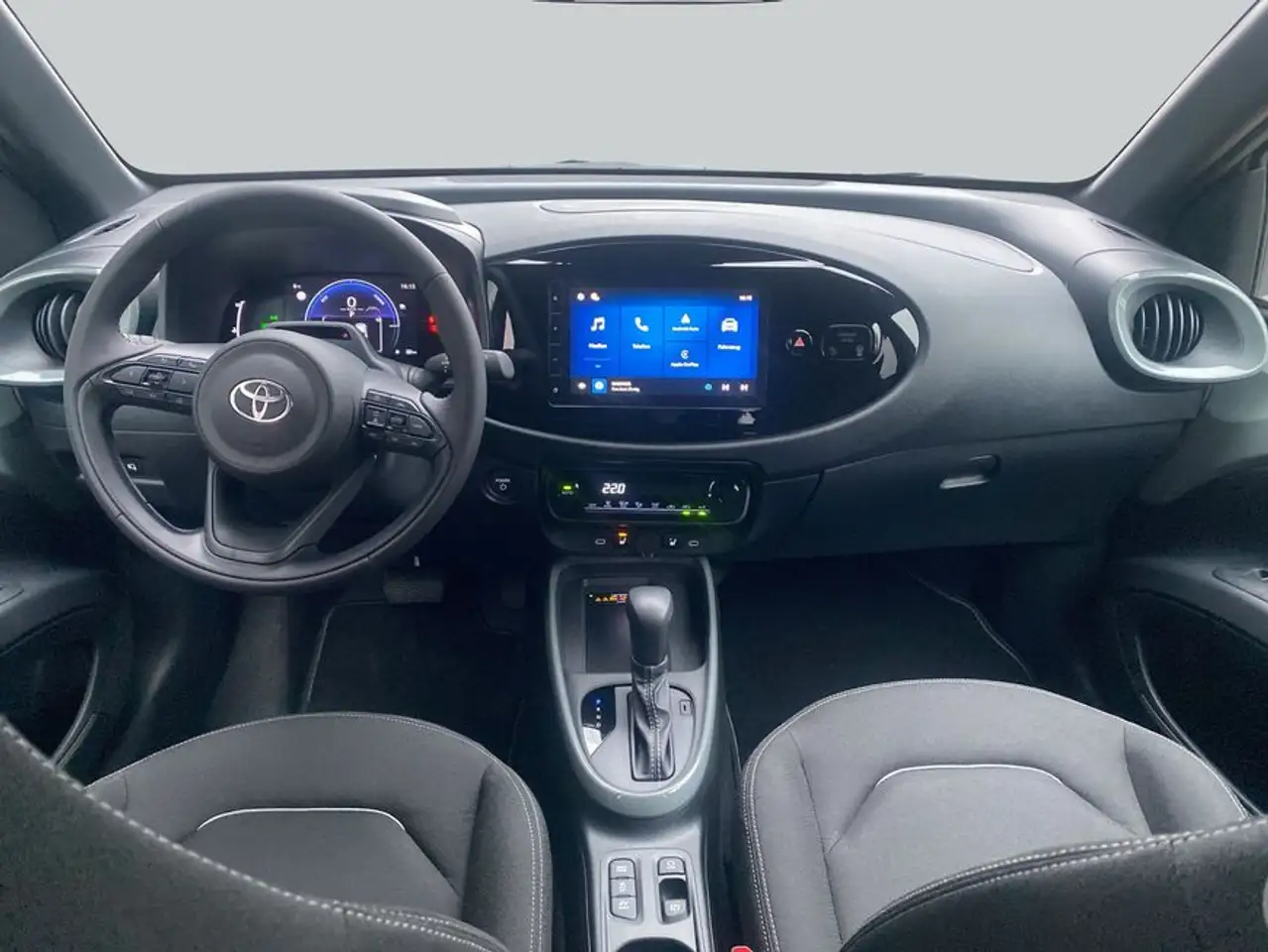 Toyota Aygo X 14