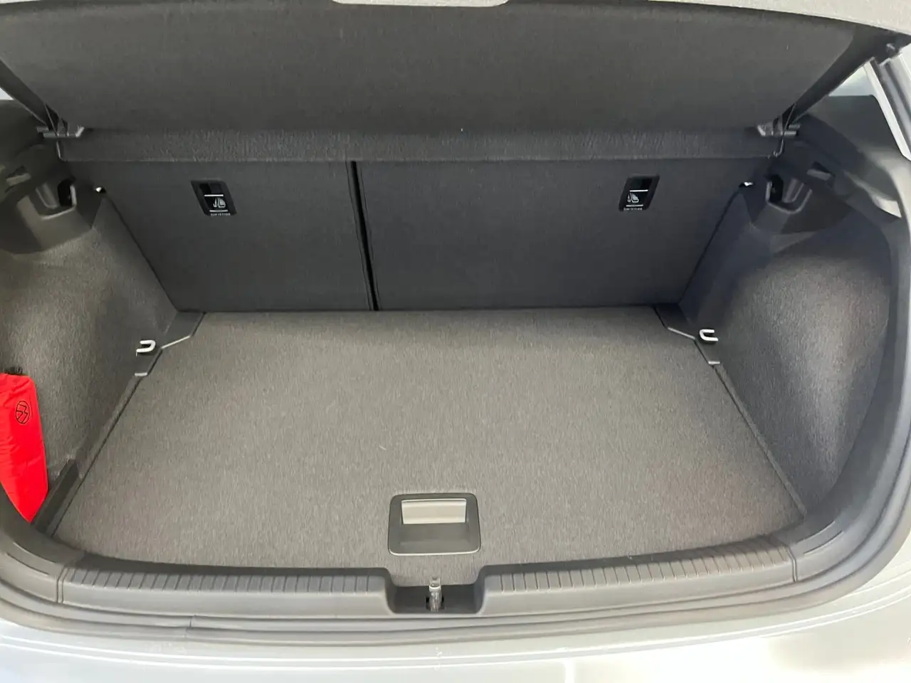 Volkswagen Polo VI 14