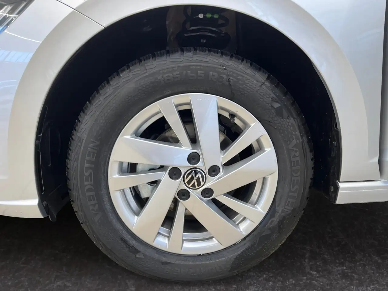 Volkswagen Polo VI 15