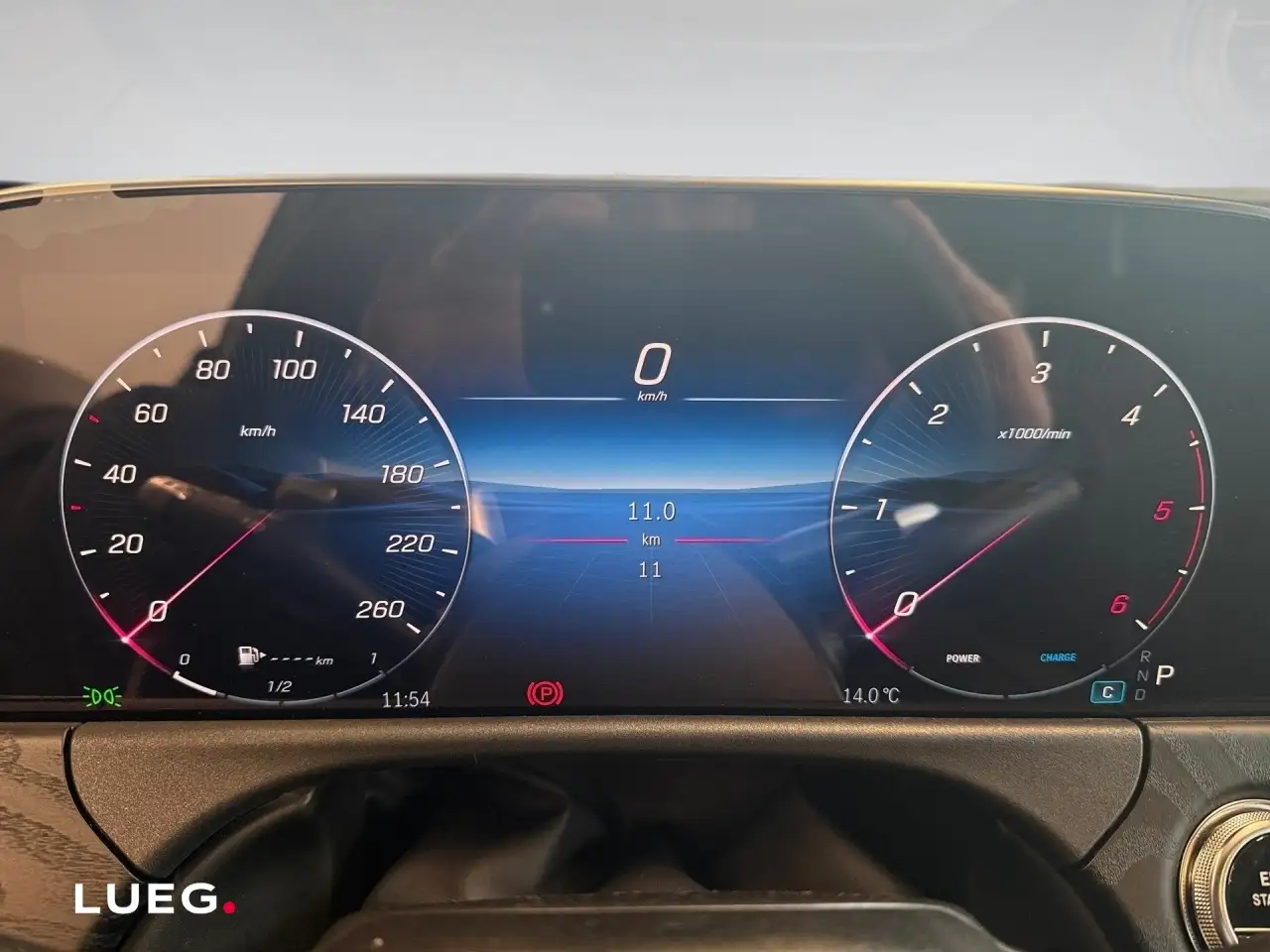 Mercedes-Benz E 220 15