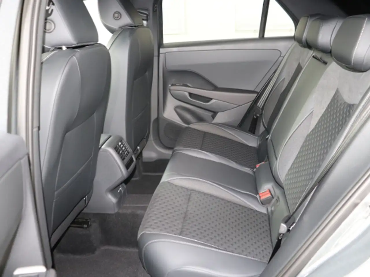 Volkswagen T-Roc 16