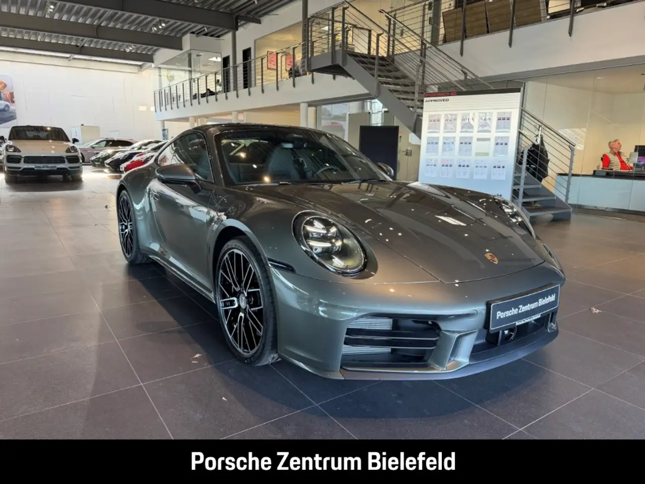 Porsche 992 911 8