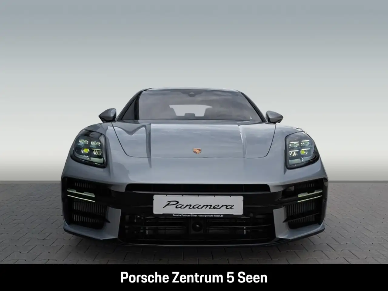 Porsche Panamera 4