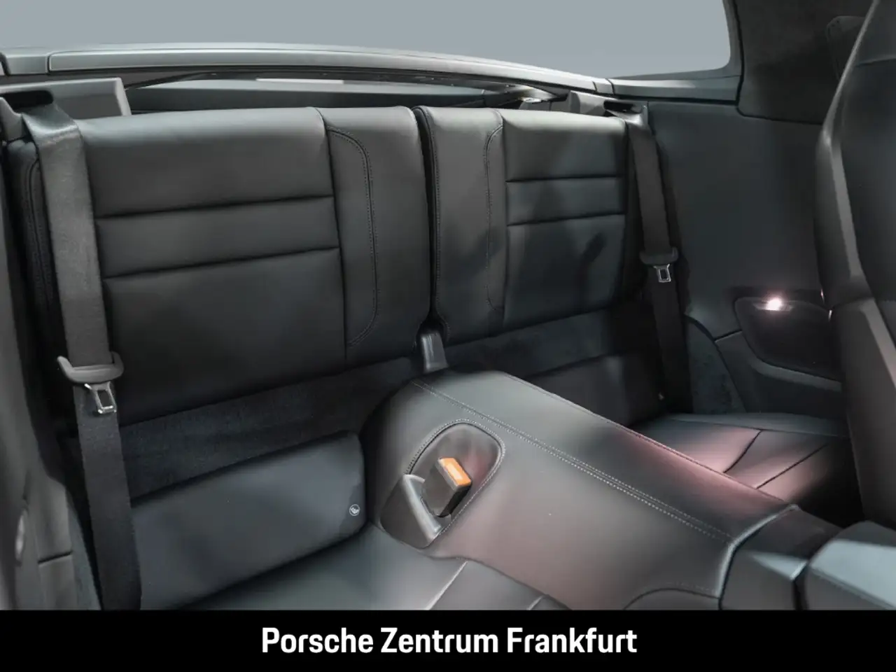 Porsche 992 911 10