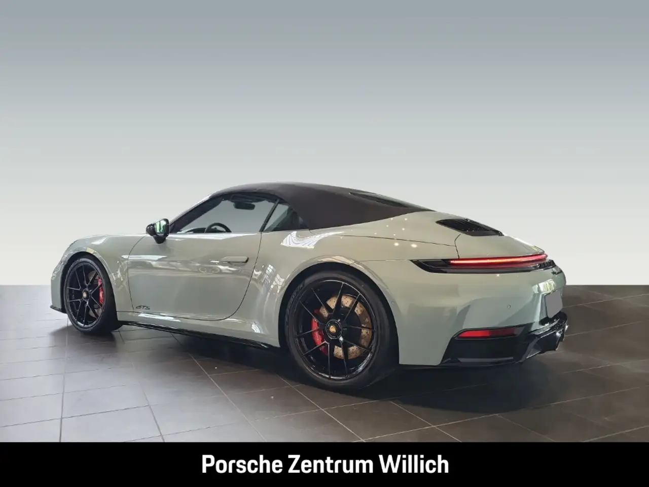 Porsche 992 911 3