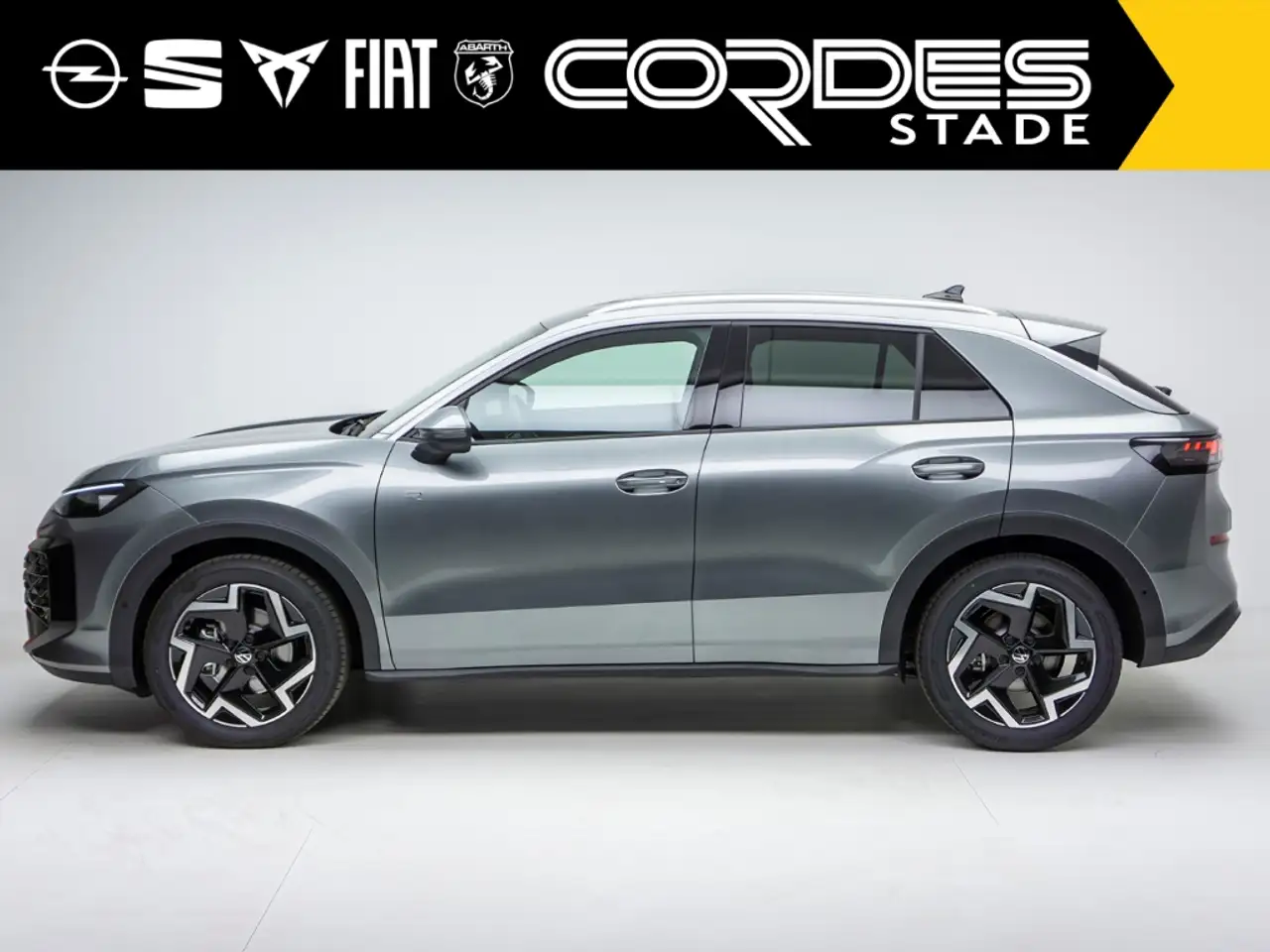 Volkswagen T-Roc 3