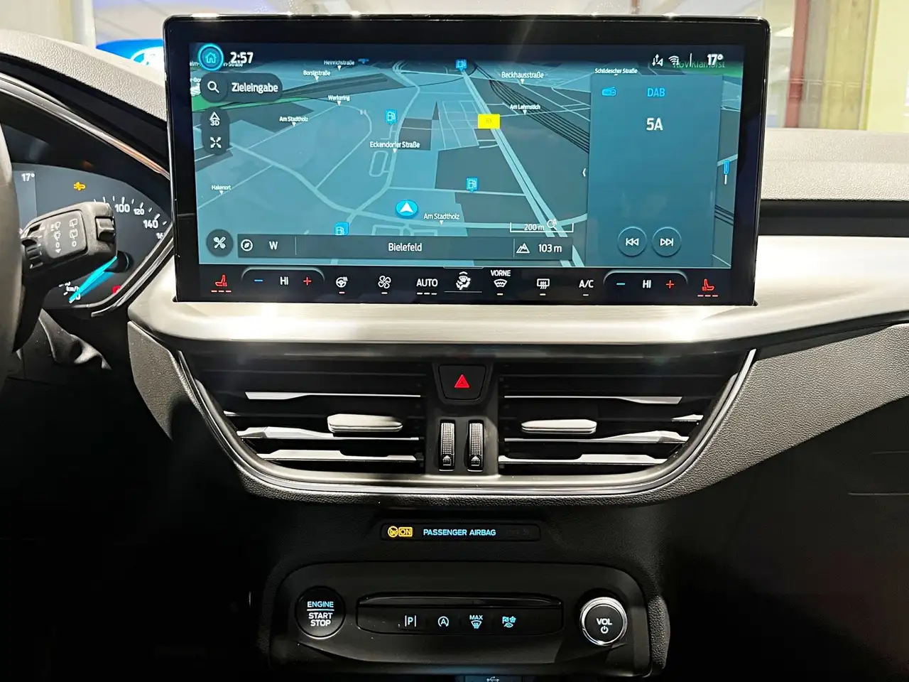 Ford Focus 13