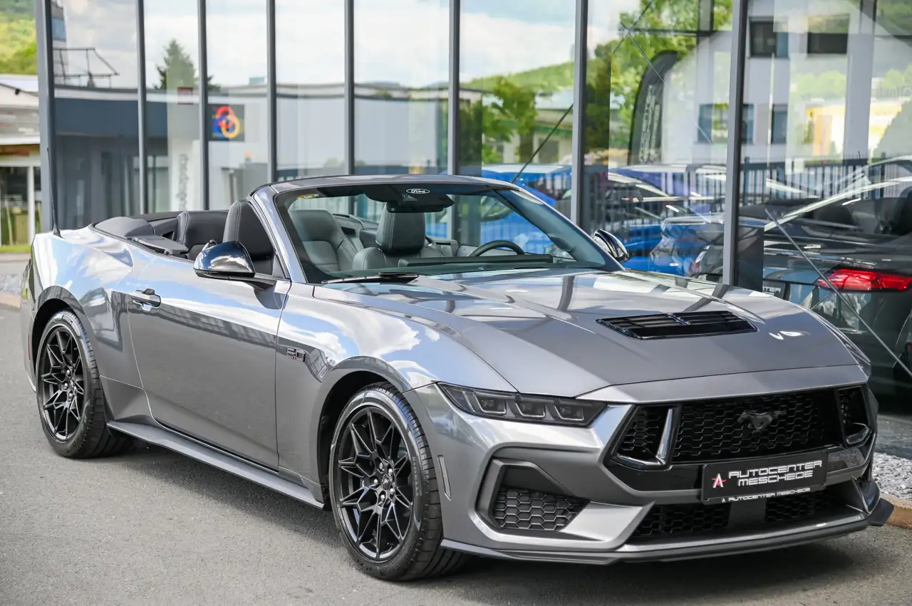 Ford Mustang 3
