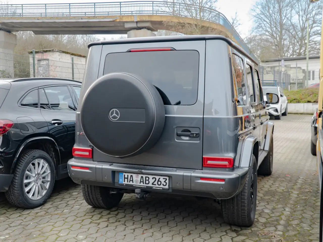 Mercedes-Benz G 450 5