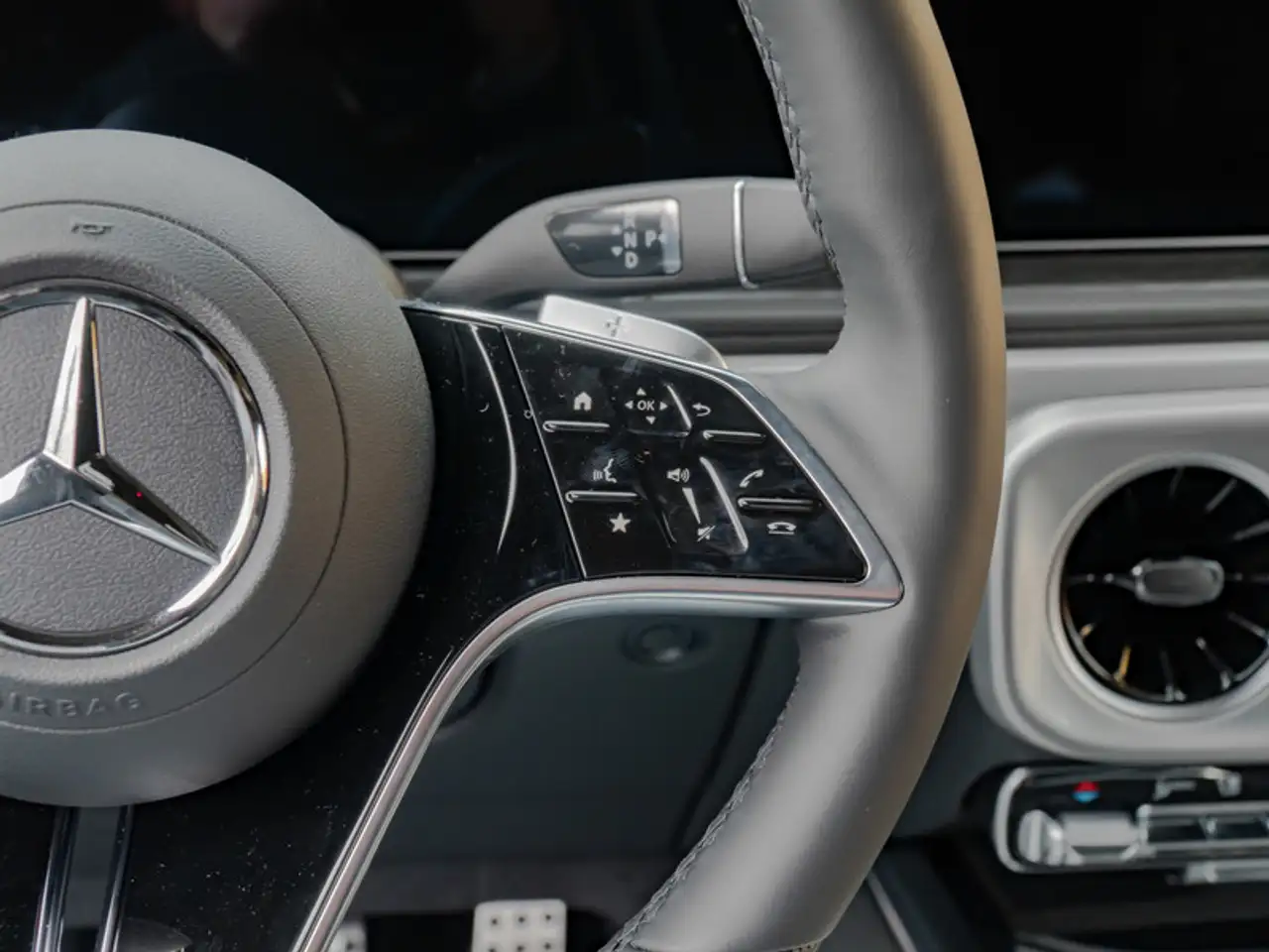 Mercedes-Benz G 450 14
