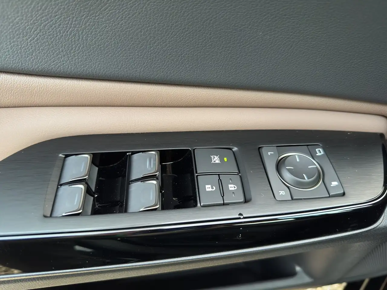 Lexus ES 300 12