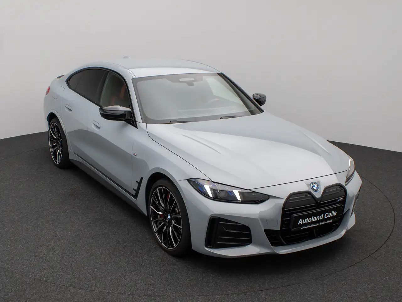 BMW i4 3