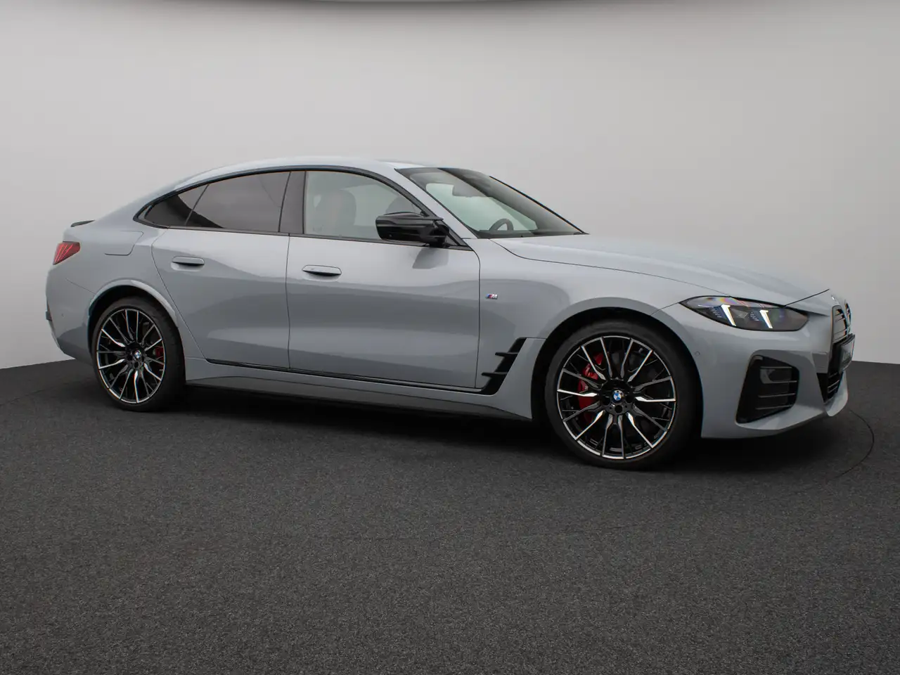 BMW i4 4