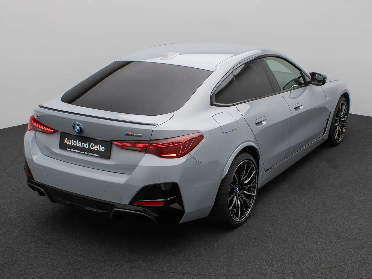 BMW i4 7