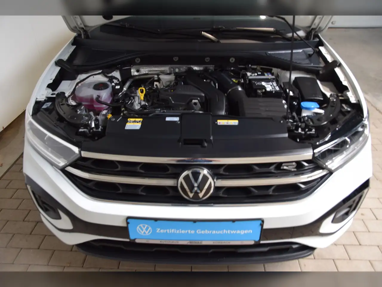 Volkswagen T-Roc 6