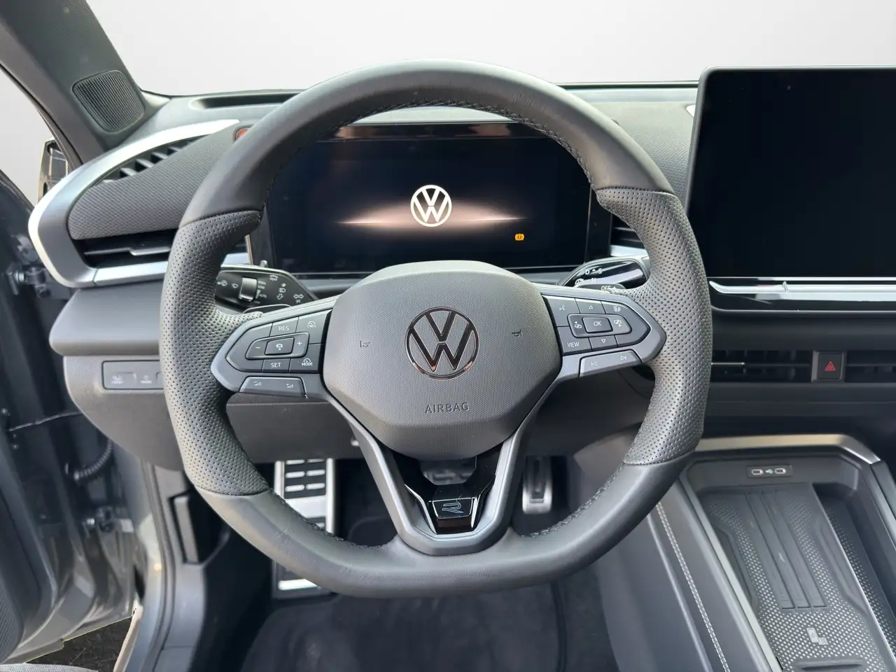 Volkswagen T-Roc 10