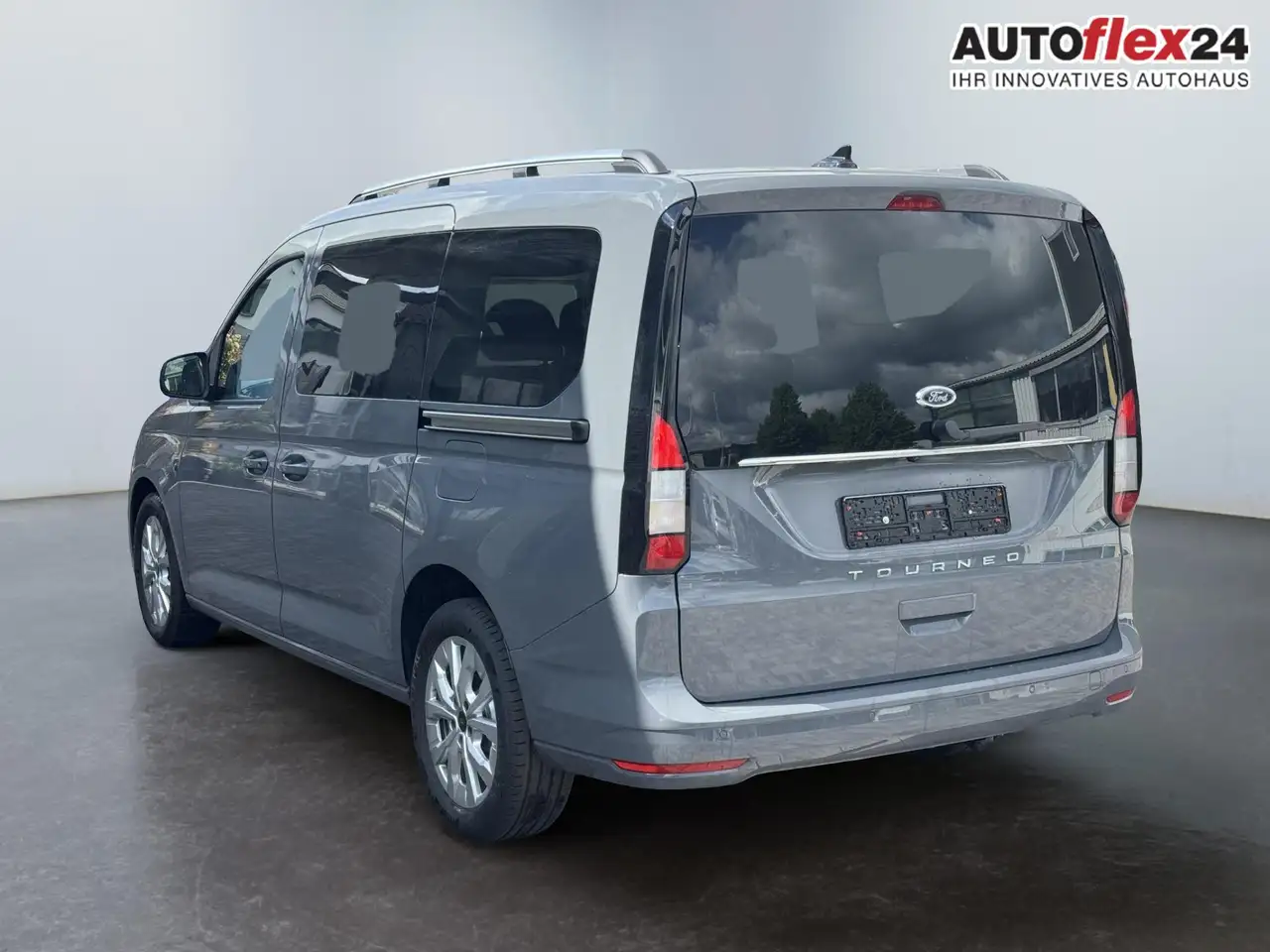Ford Tourneo 6