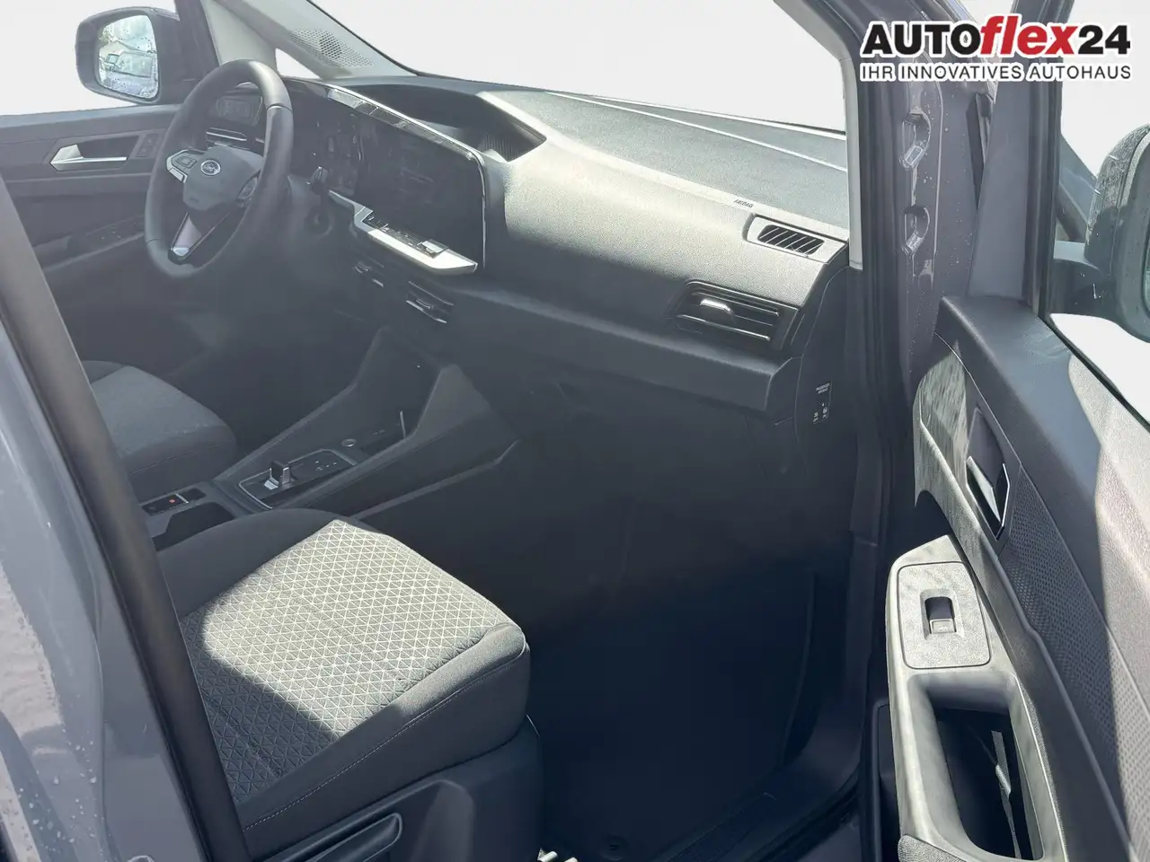 Ford Tourneo 10