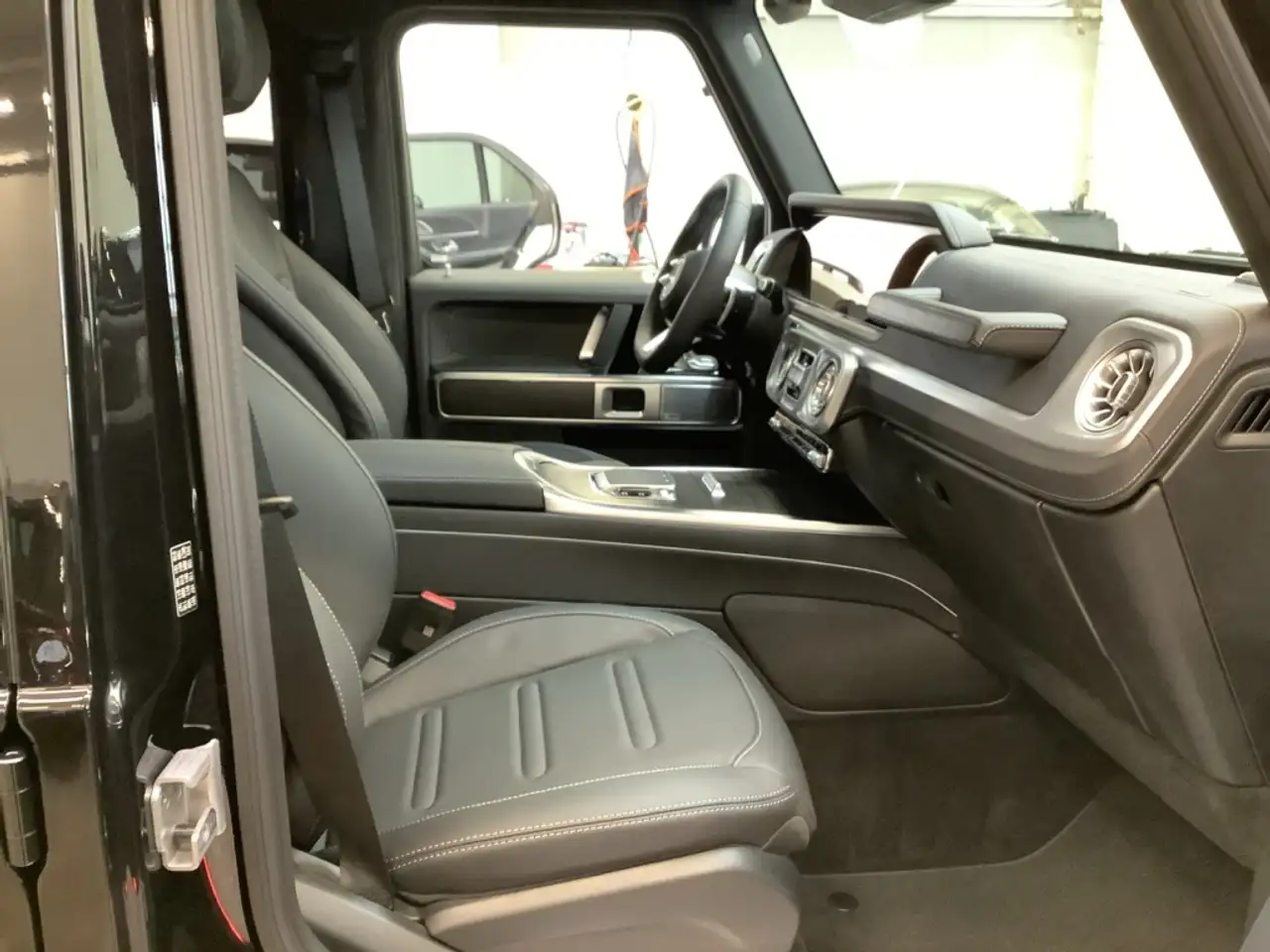 Mercedes-Benz G 450 6