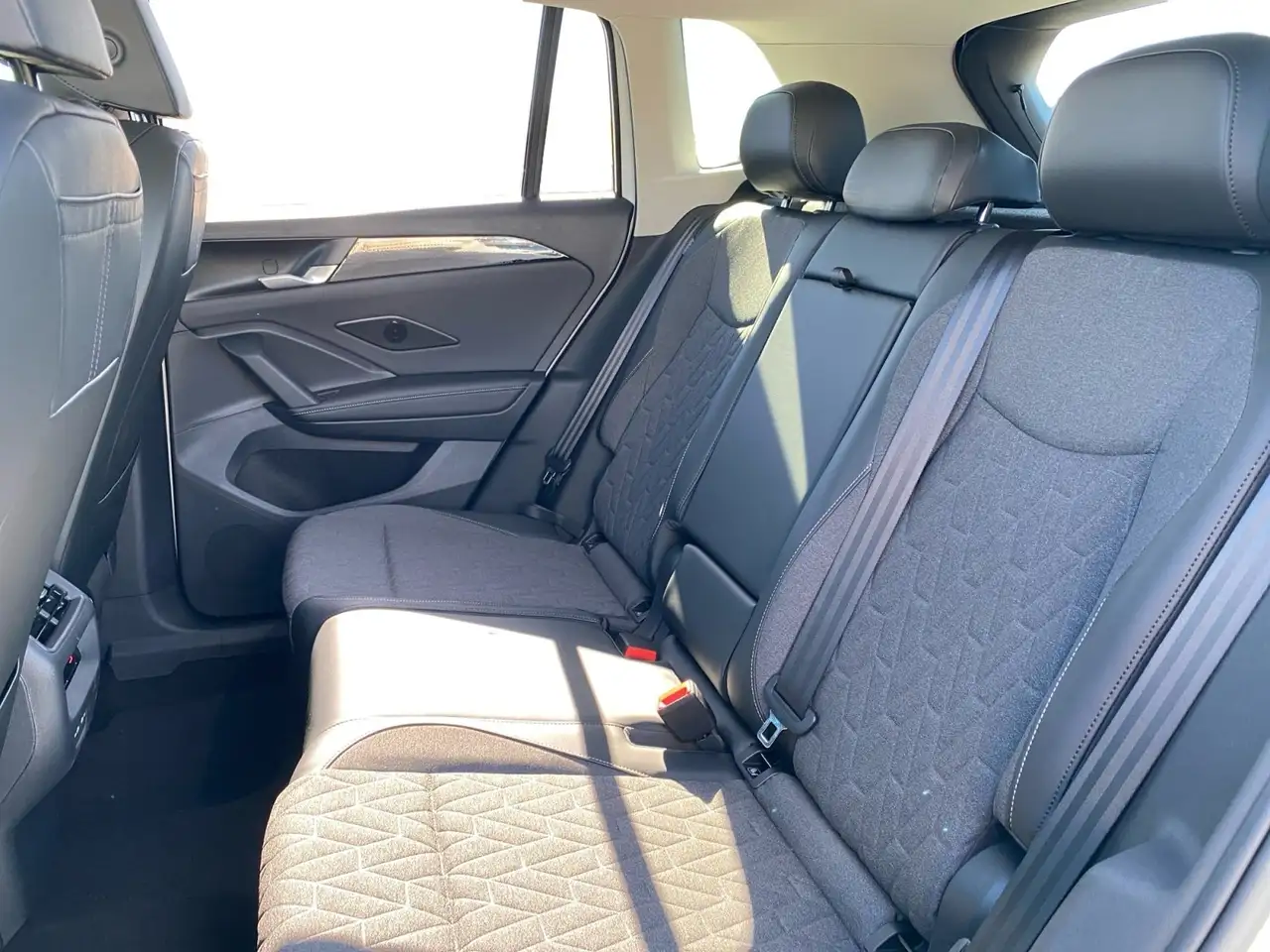 Volkswagen Tiguan 9