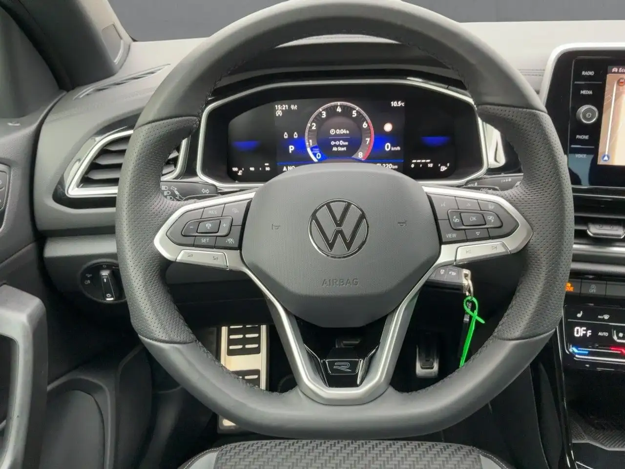 Volkswagen T-Roc 10