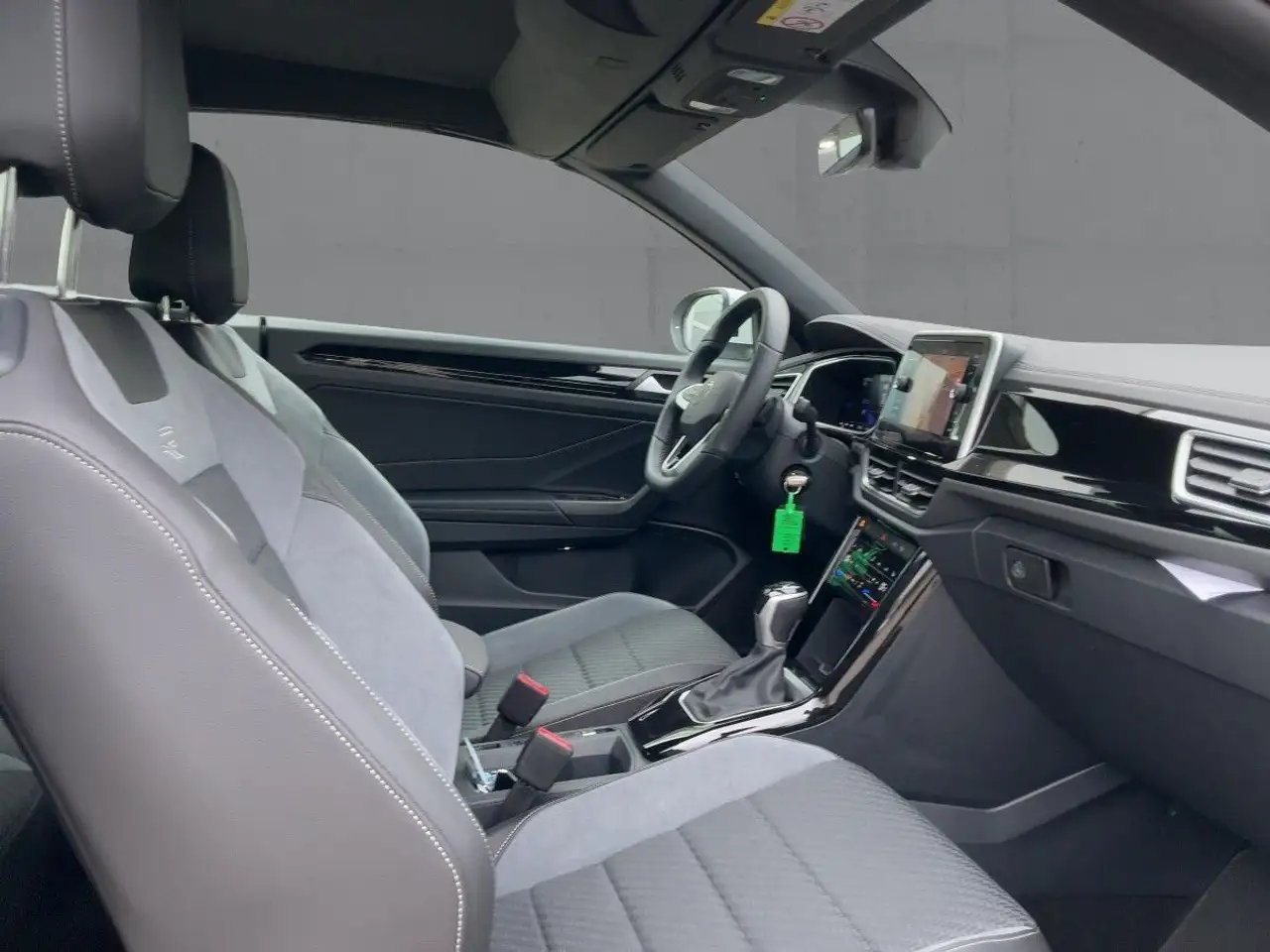 Volkswagen T-Roc 12