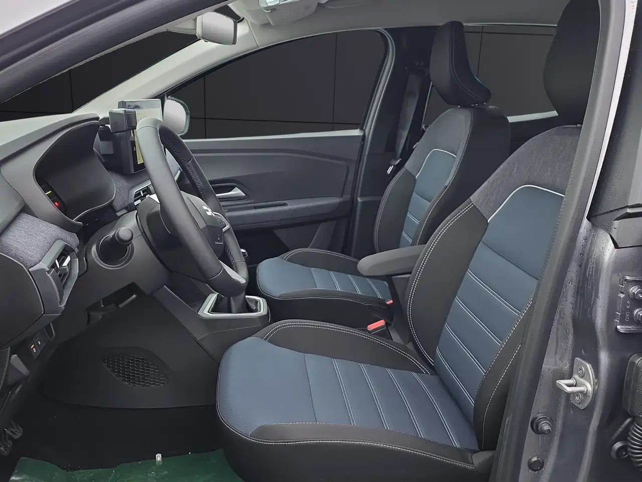 Dacia Sandero 10