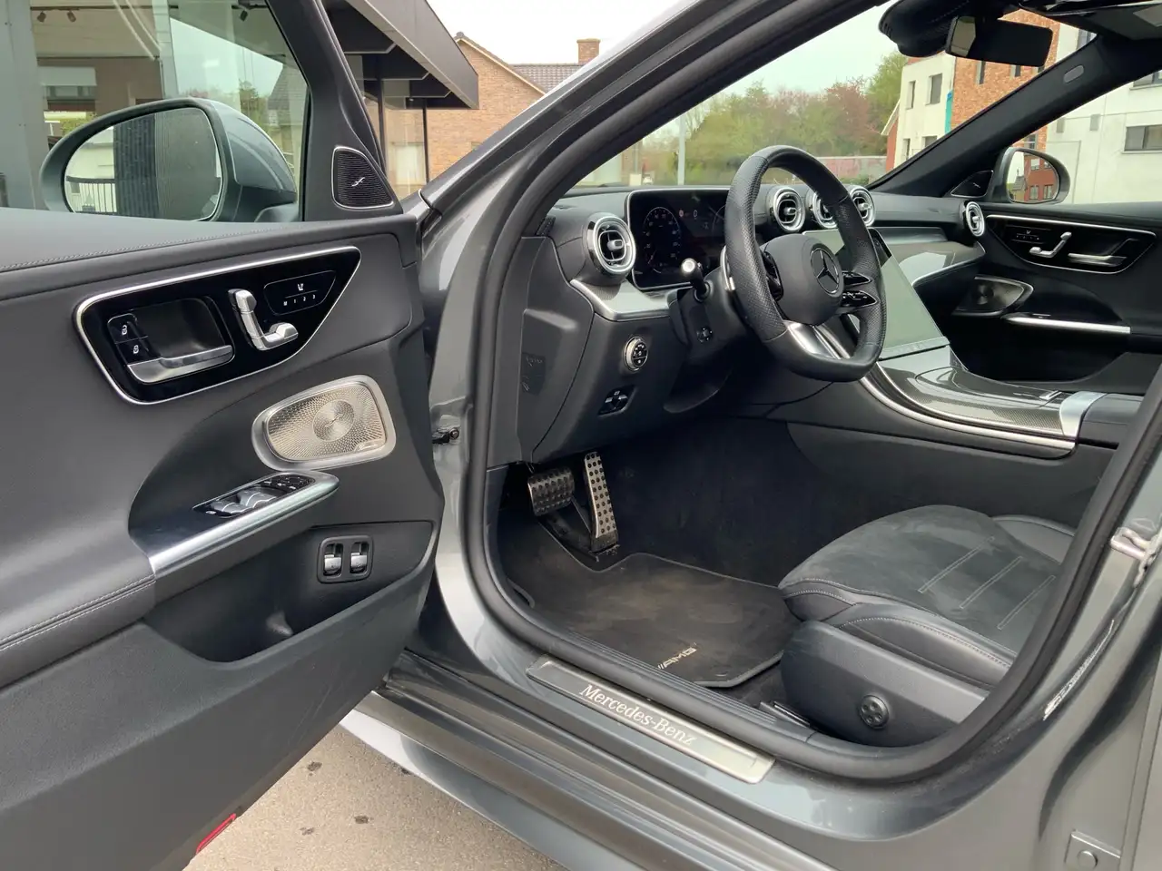 Mercedes-Benz C 300 7