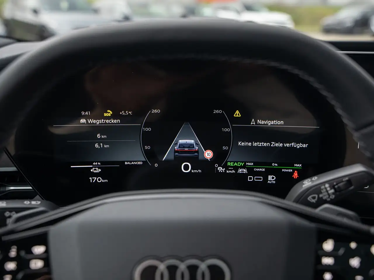 Audi Q6 12