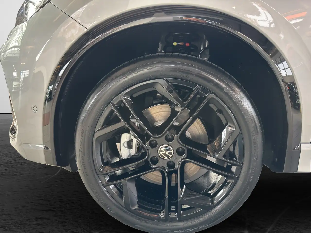 Volkswagen Tiguan 5