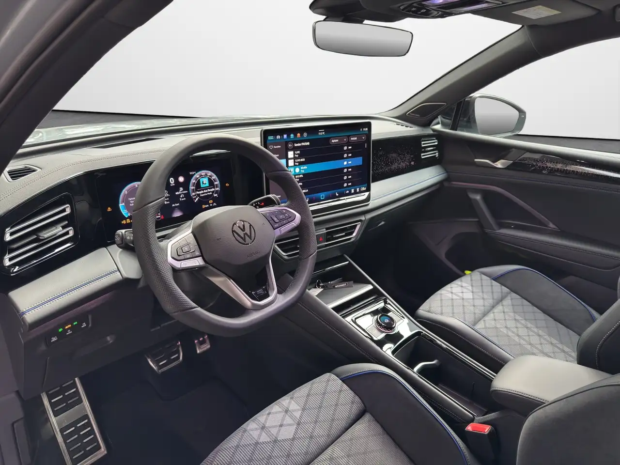 Volkswagen Tiguan 7