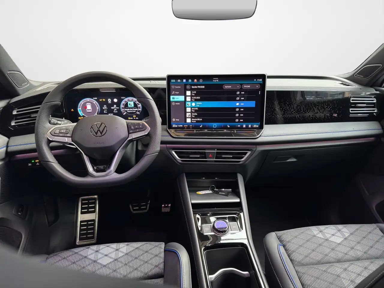Volkswagen Tiguan 8