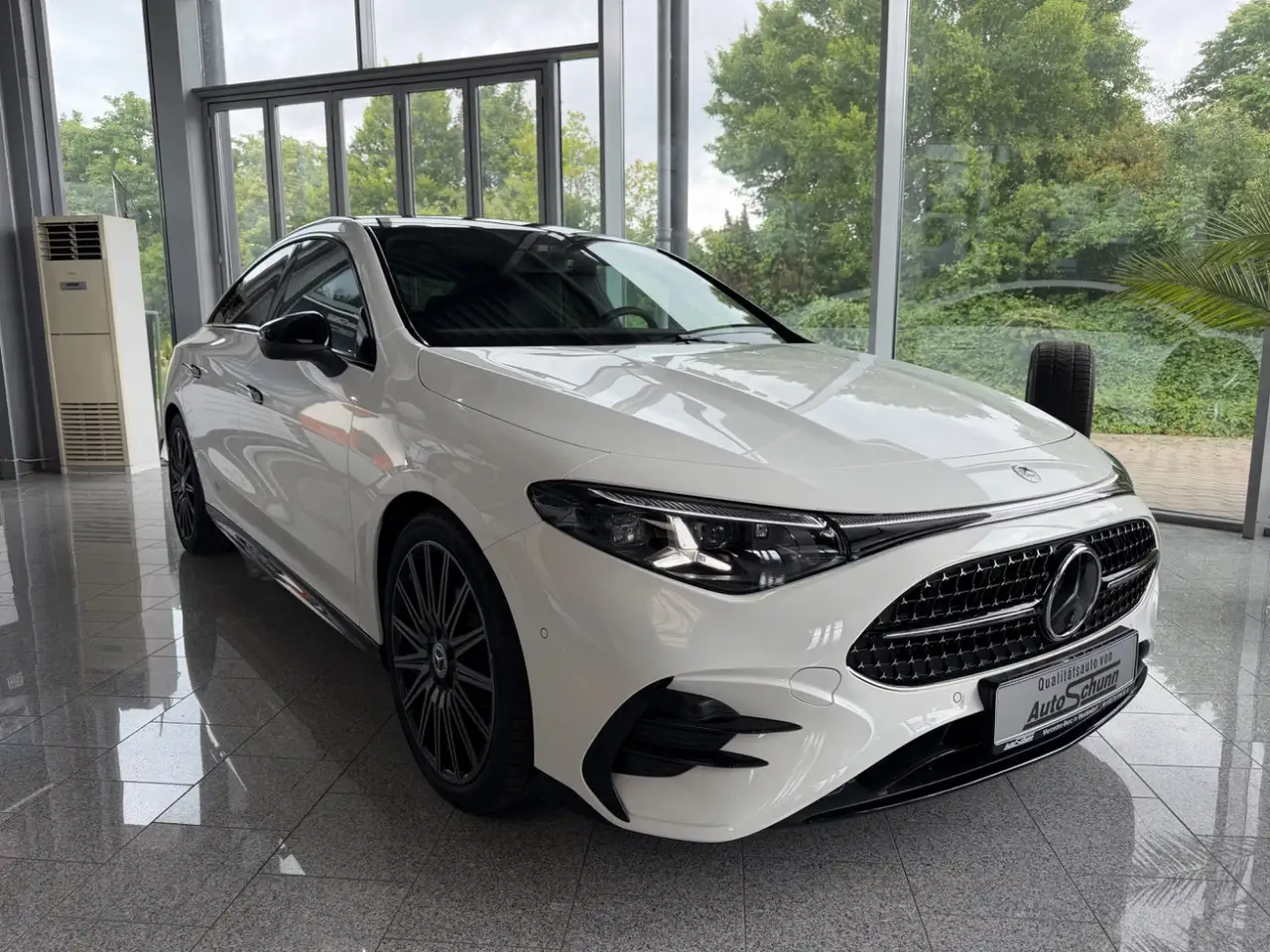 Mercedes-Benz CLA 200 3