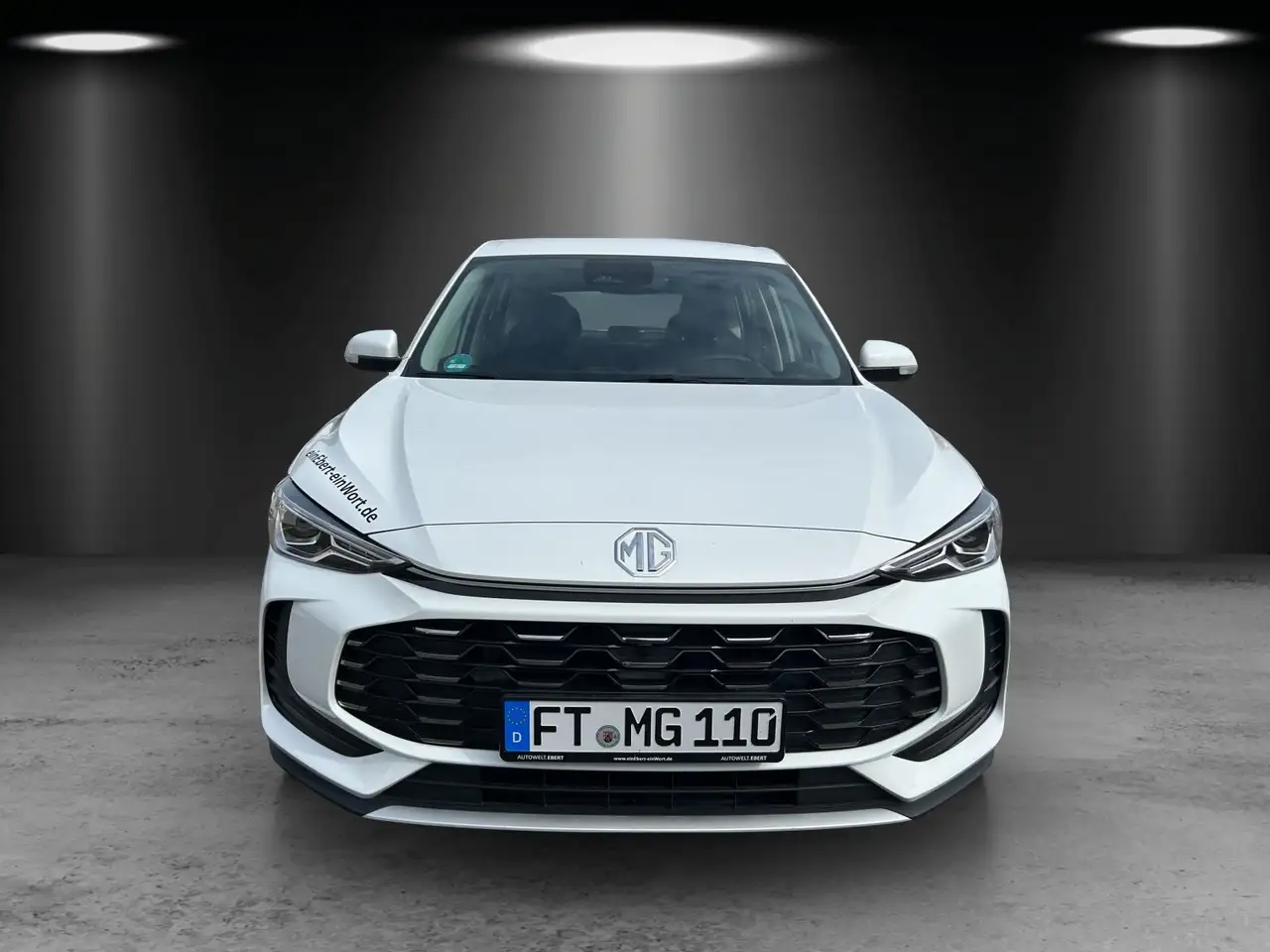 MG ZS MG 6