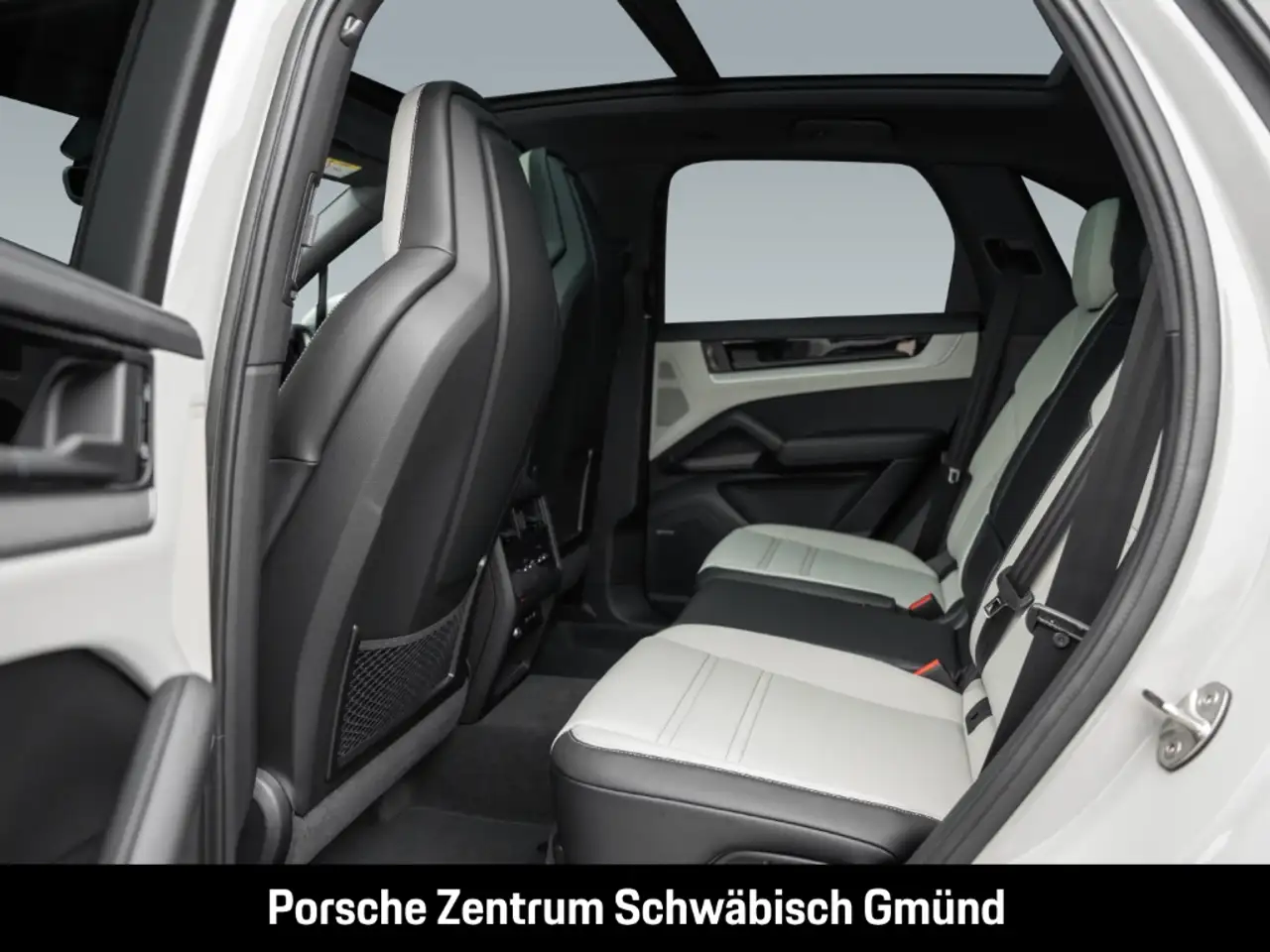 Porsche Cayenne 8