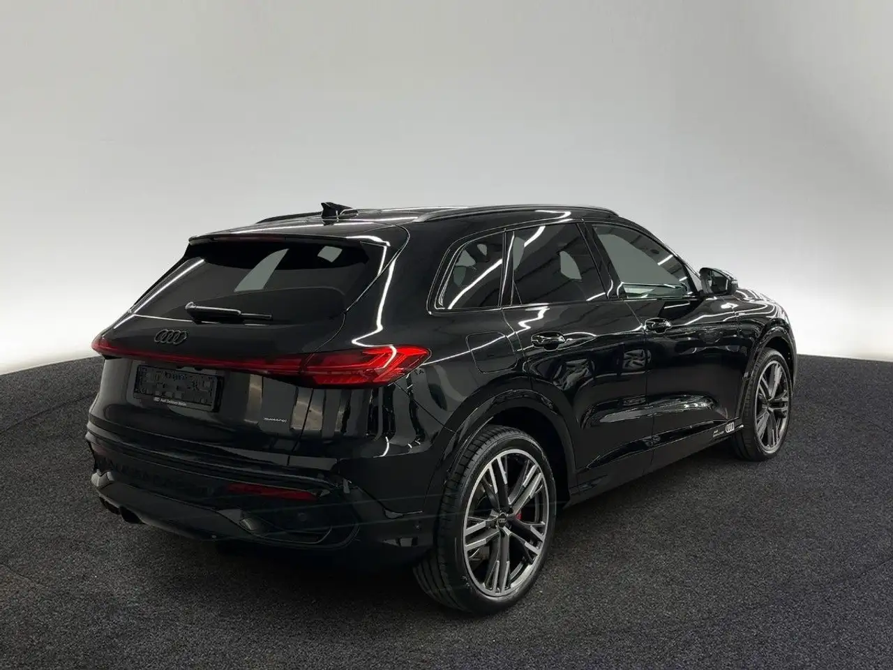 Audi Q5 6