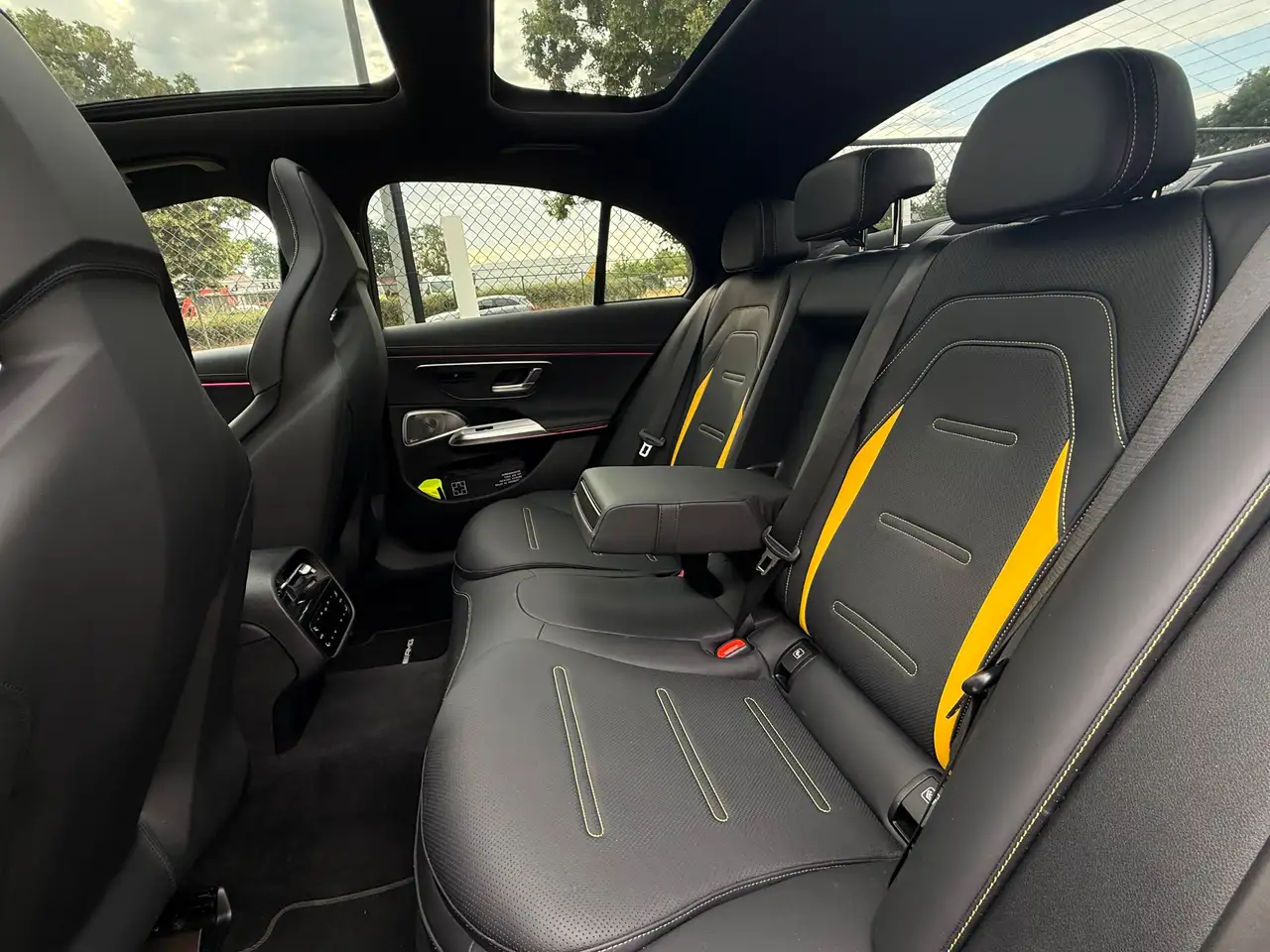 Mercedes-Benz E 53 8