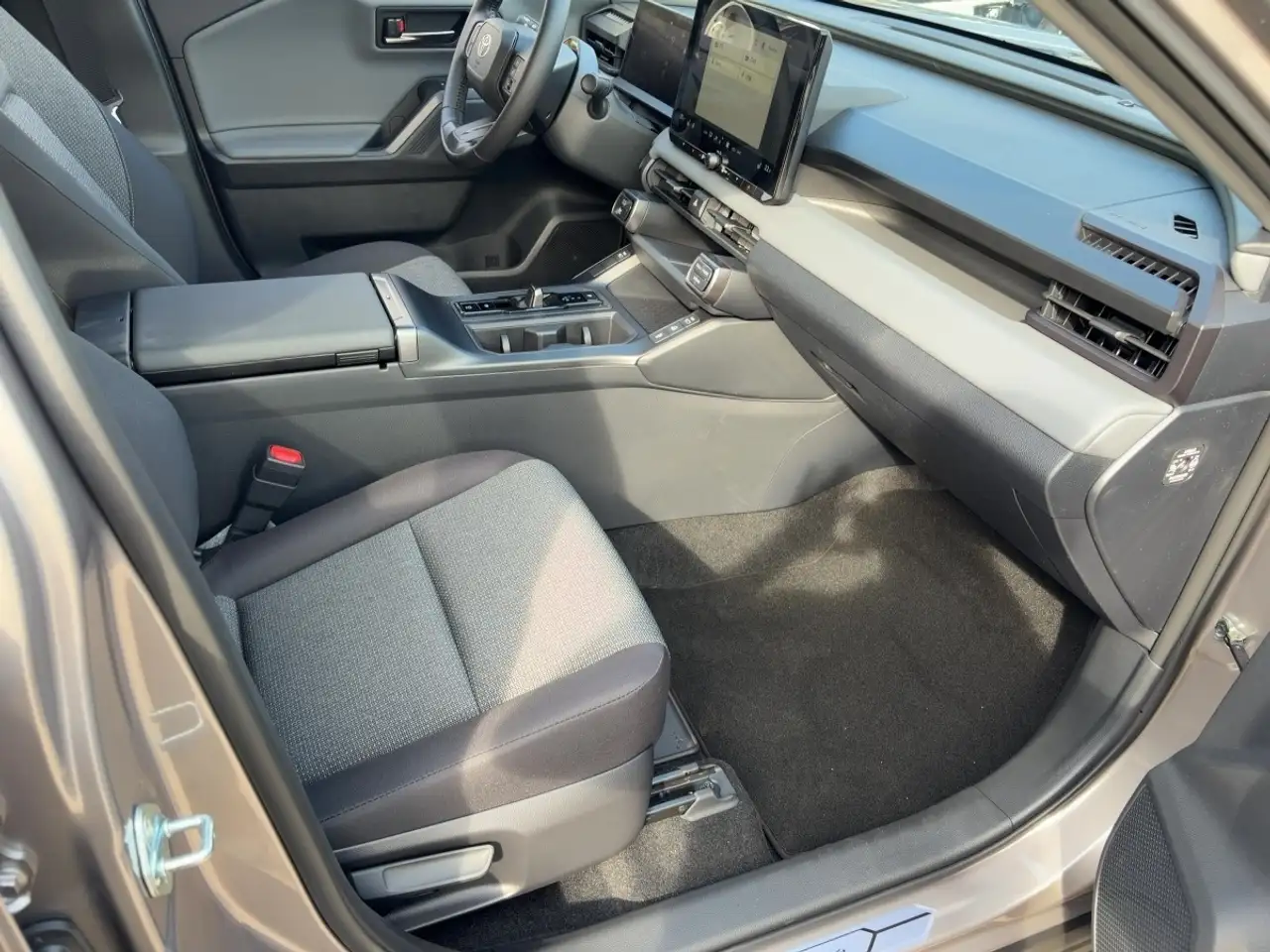 Toyota RAV4 11