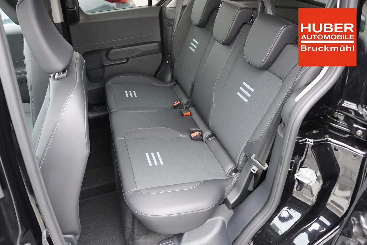 Ford Tourneo 9
