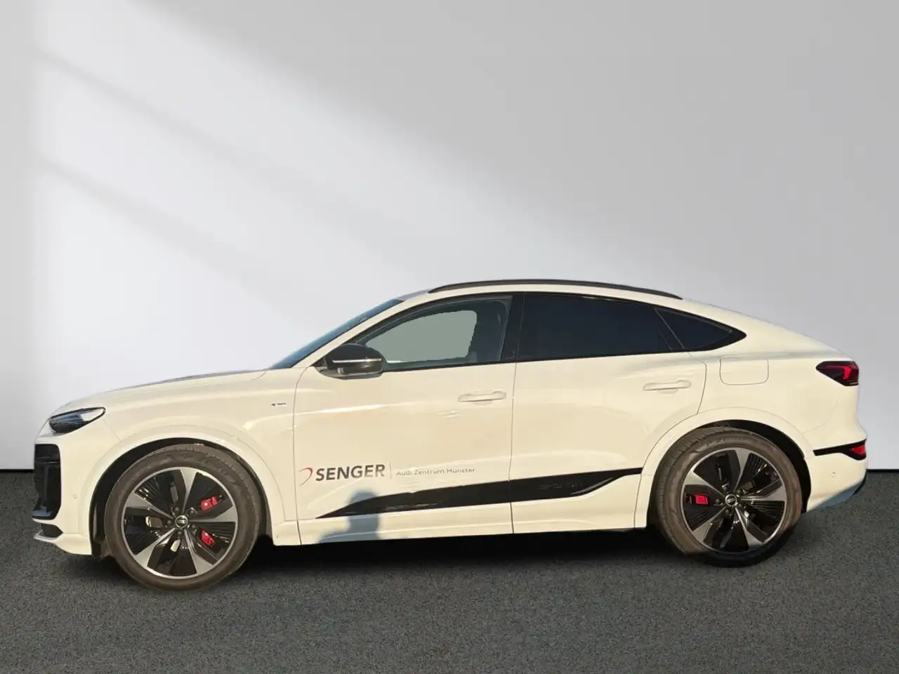 Audi Q6 2