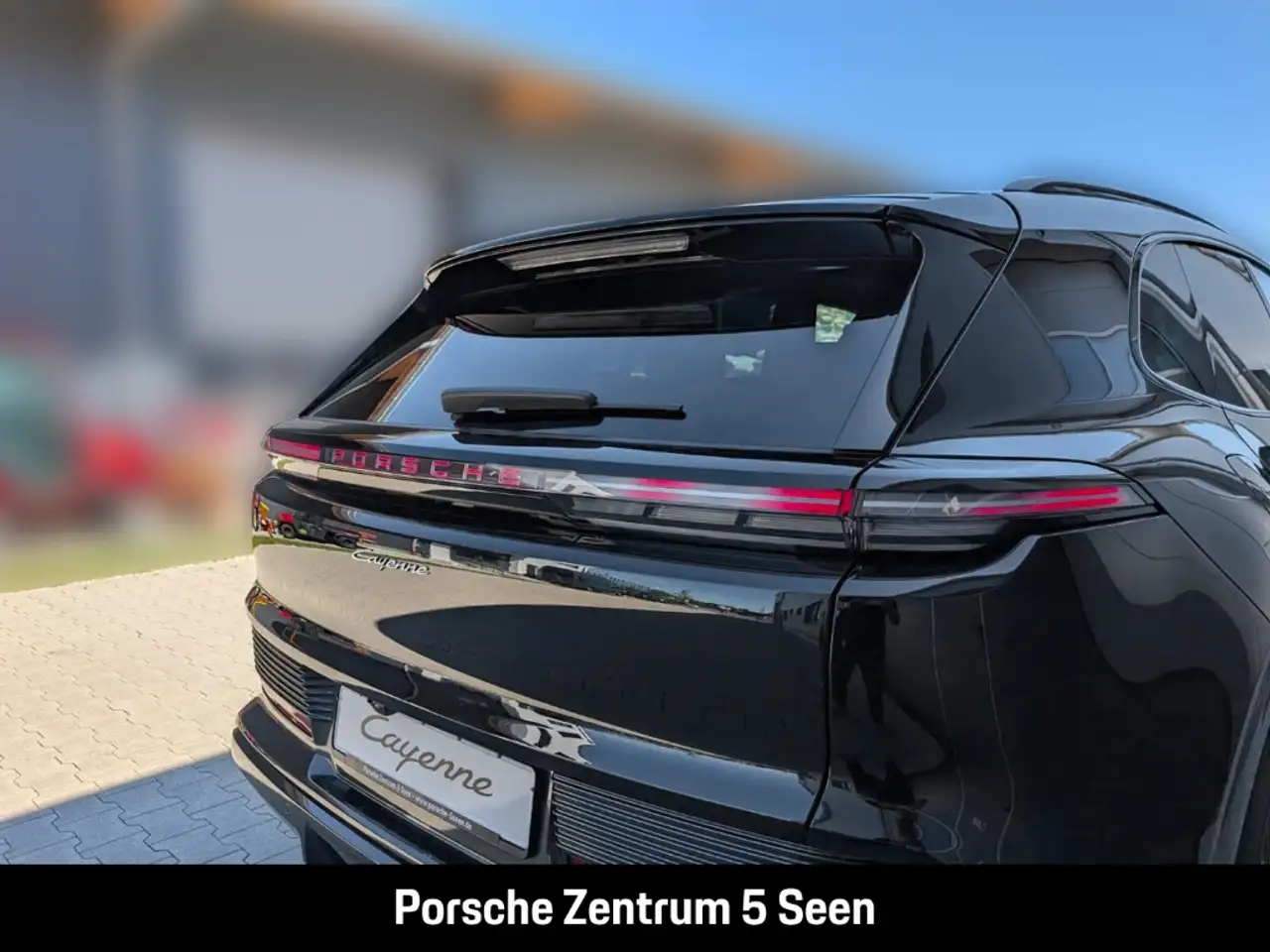 Porsche Cayenne 8