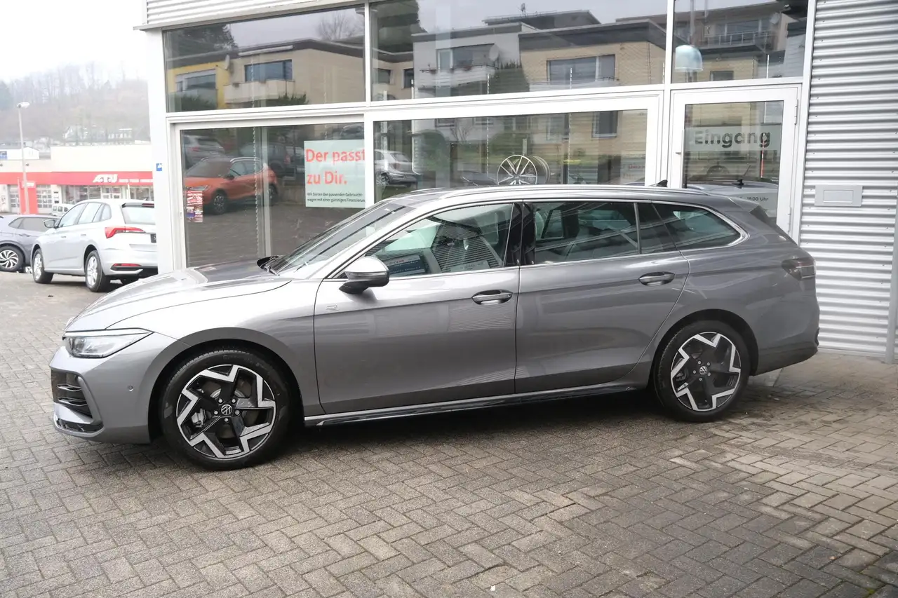 Volkswagen Passat 2