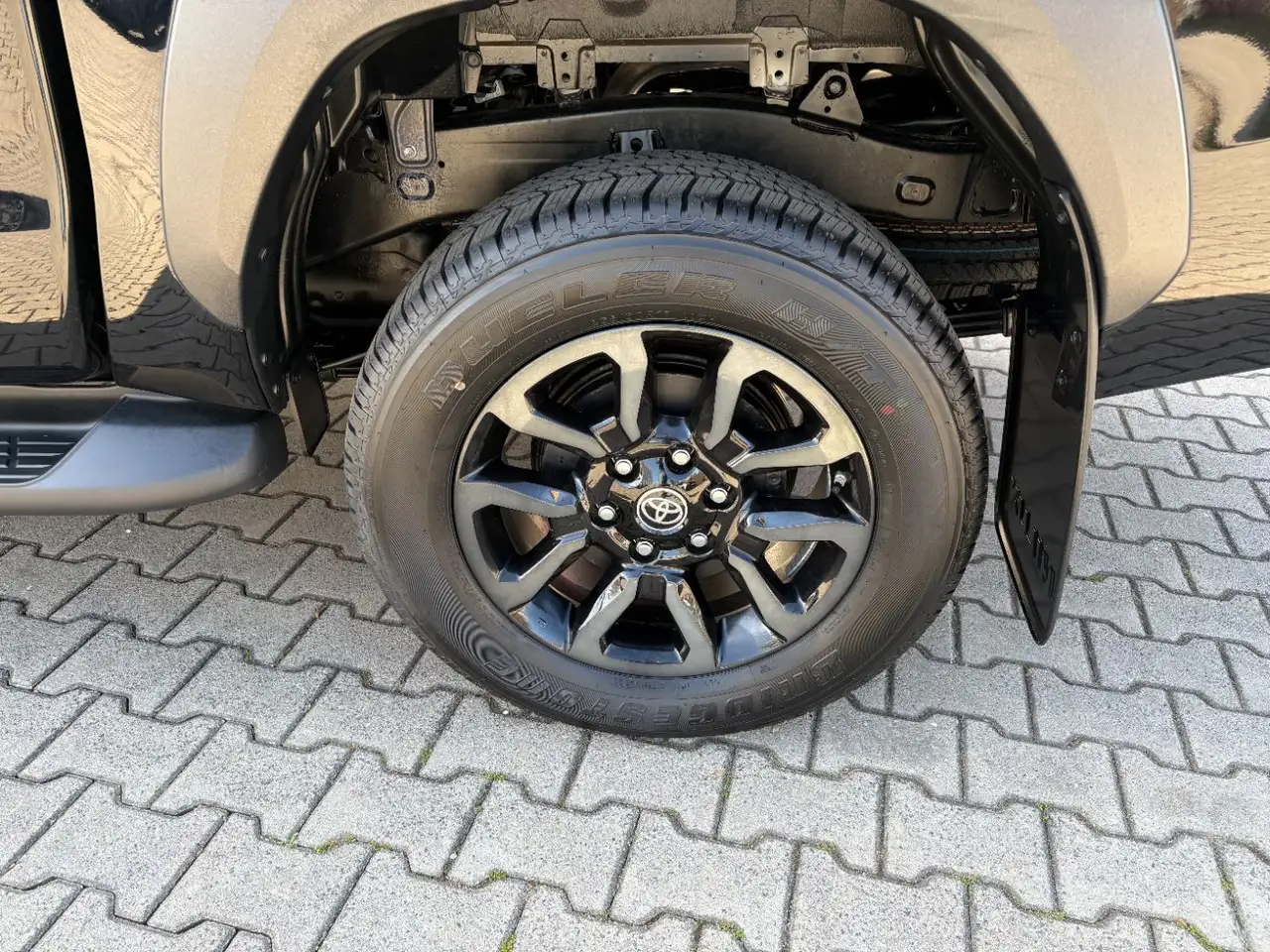 Toyota Hilux 15