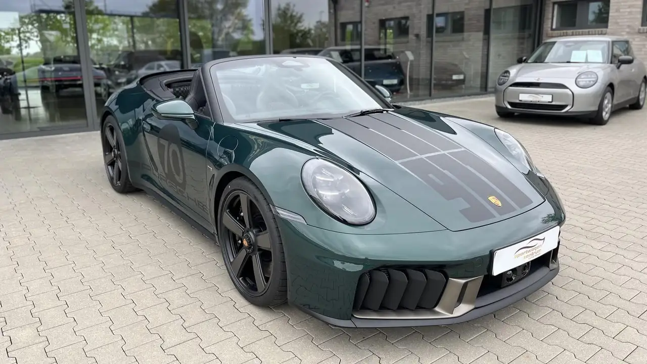 Porsche 992 6