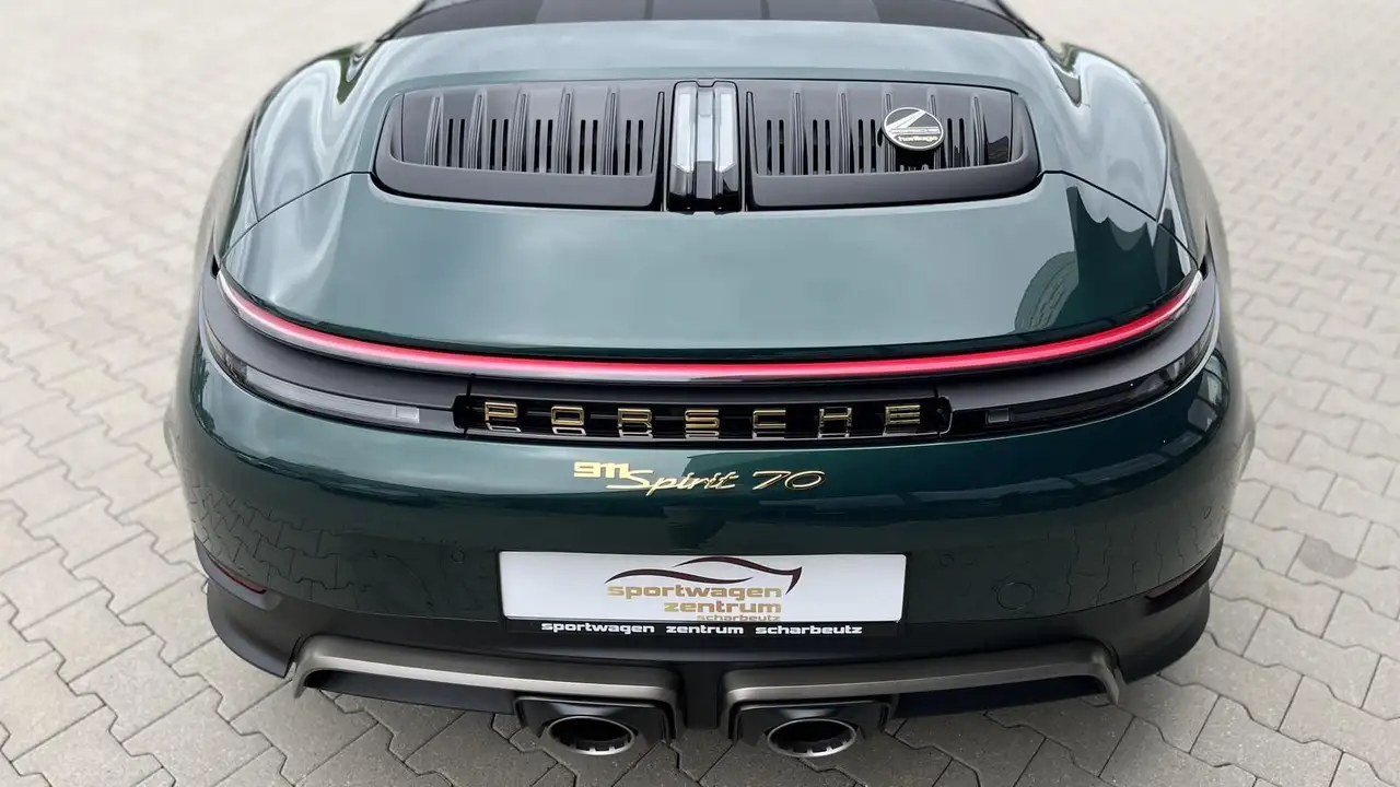 Porsche 992 10