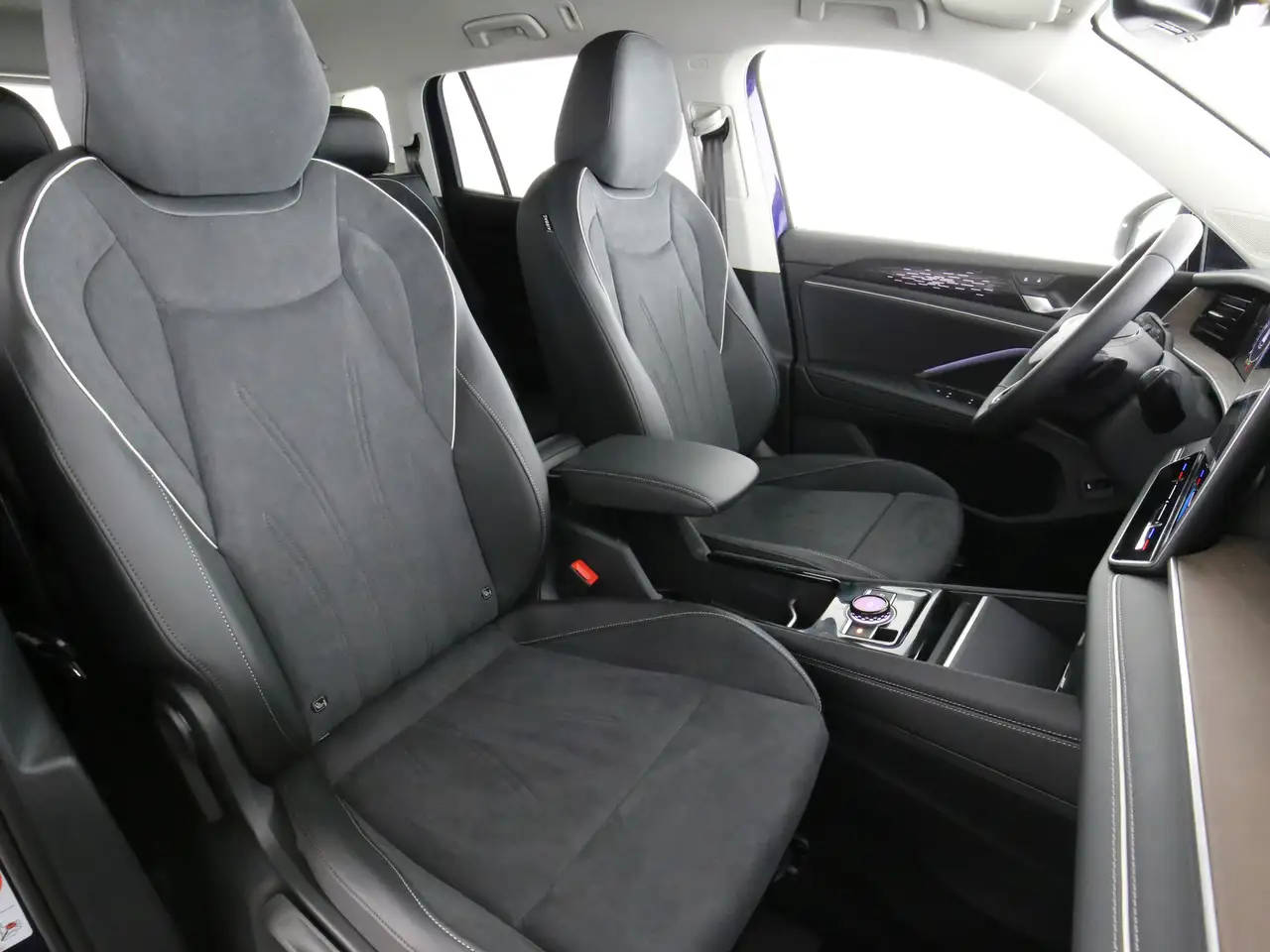 Volkswagen Tayron 14