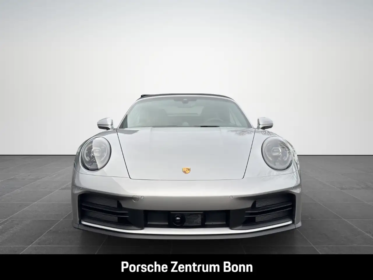 Porsche 992 911 2