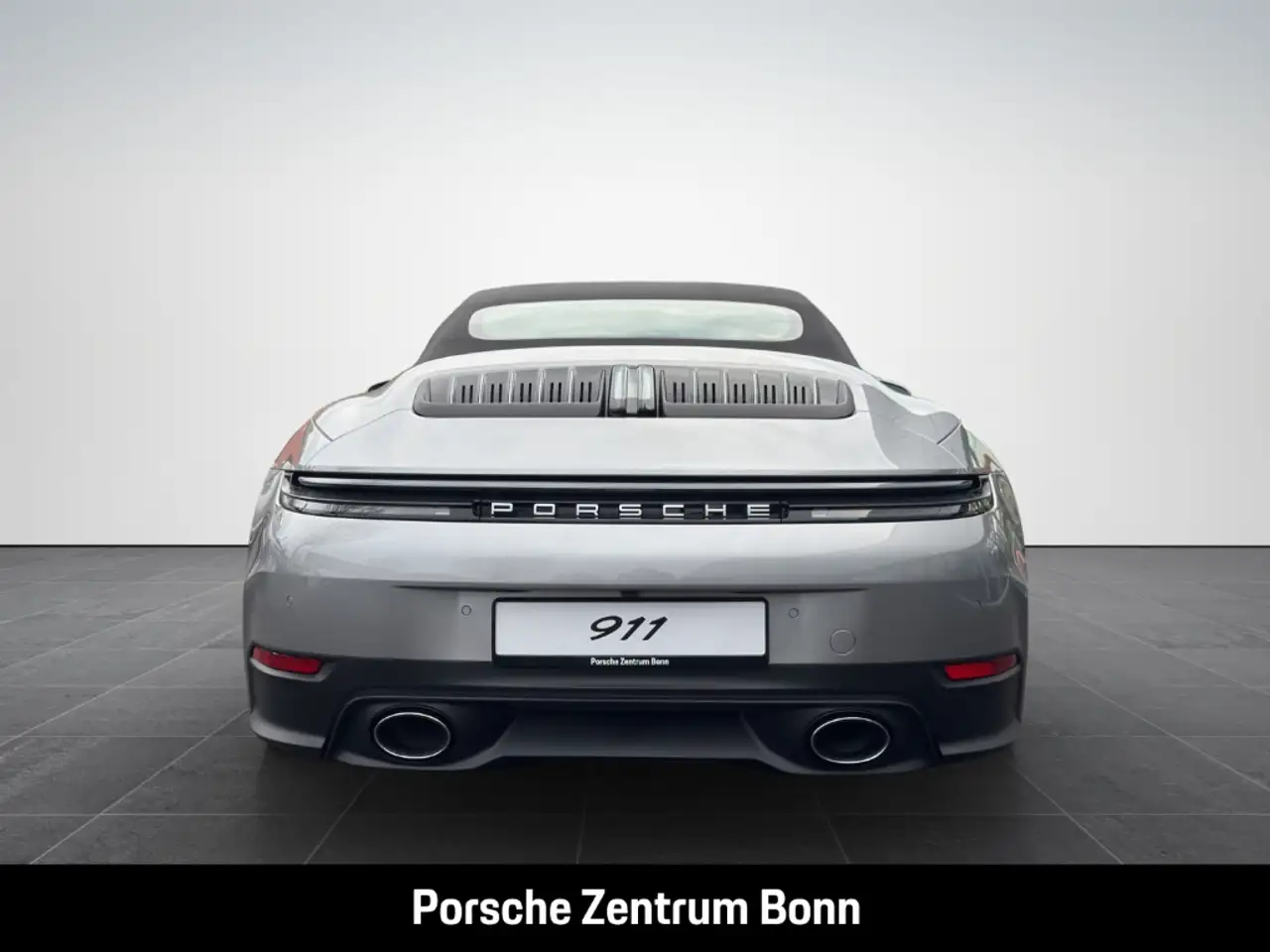 Porsche 992 911 6
