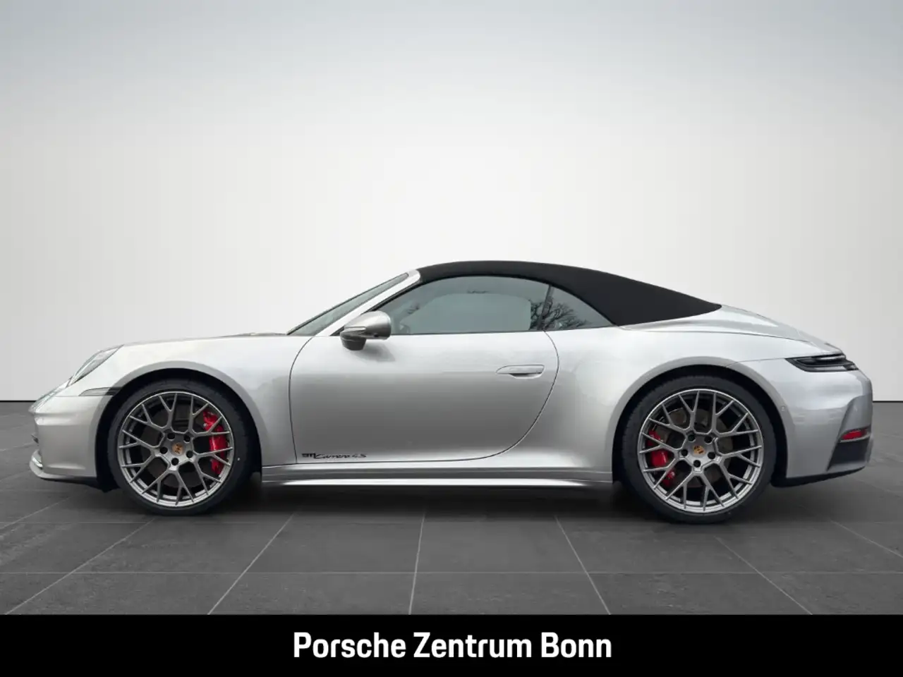 Porsche 992 911 8